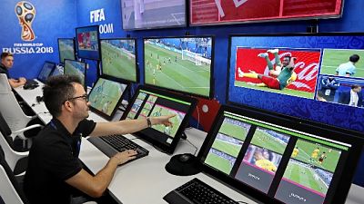 Uefa pensa a Var in Champions dai quarti Uefa pensa a Var in Champions dai quarti