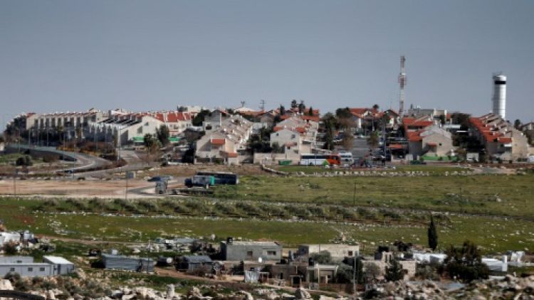 Israël autorise plus de 1.000 logements de colons en Cisjordanie, selon une ONG