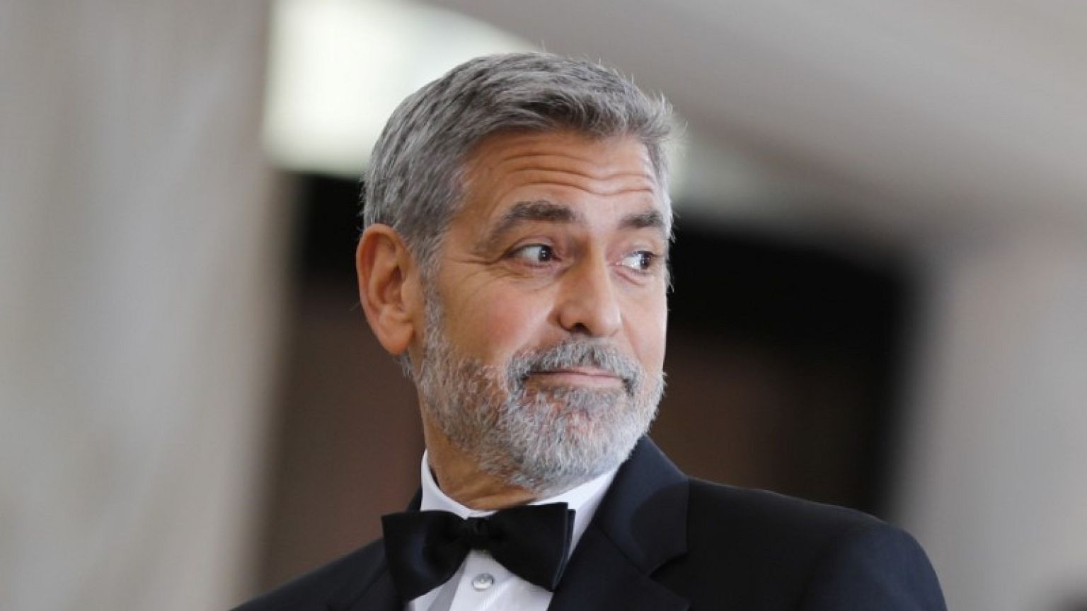 التكيلا تصعد بجورج كلوني إلى عرش أعلى الممثلين دخلا