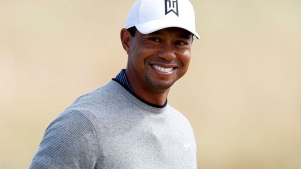 Golf - Woods v Mickelson in head-to-head duel over Thanksgiving weekend Golf - Woods v Mickelson in head-to-head duel over Thanksgiving weekend