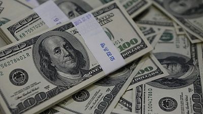 الدولار يقطع موجة خسائره مع انطلاق جولة رسوم تجارية جديدة