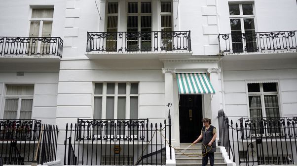 'Safe as houses'? Brexit looms over UK real estate market 'Safe as houses'? Brexit looms over UK real estate market