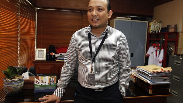 Indonesian graft buster probes acid attack on himself as police draw blank Indonesian graft buster probes acid attack on himself as police draw blank