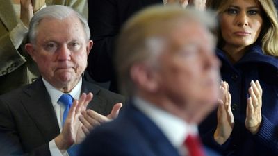 Trump raille une nouvelle fois son ministre de la Justice