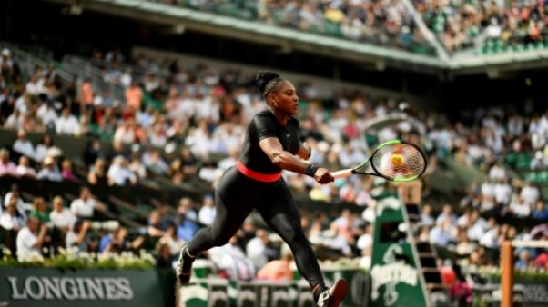 Roland-Garros interdira le 'Black Panther' de Serena Williams en 2019 (médias) Roland-Garros interdira le 'Black Panther' de Serena Williams en 2019 (médias)