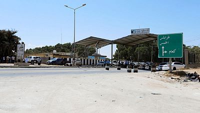 الدولة الإسلامية تعلن المسؤولية عن هجوم على نقطة تفتيش بغرب ليبيا