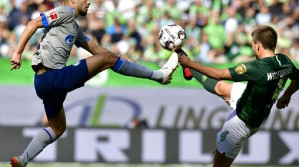 Allemagne: Schalke battu d'entrée, le Bayern leader provisoire Allemagne: Schalke battu d'entrée, le Bayern leader provisoire