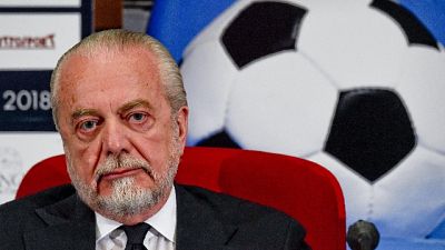 Napoli: sciopero tifo contro presidente Napoli: sciopero tifo contro presidente