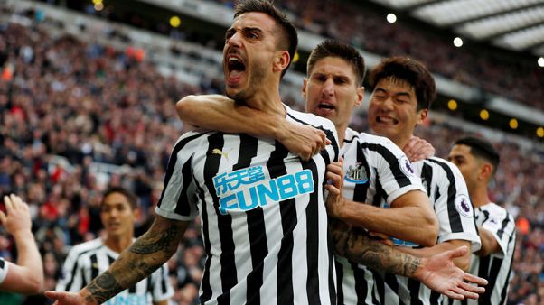 Chelsea, Watford keep 100 percent records Chelsea, Watford keep 100 percent records