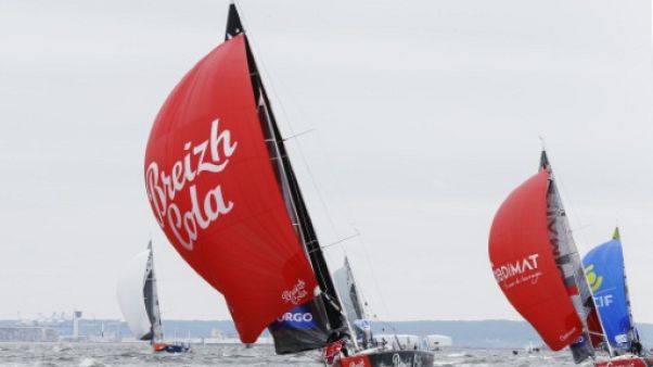 Solitaire du Figaro: trois abandons, dont Mahé, et beaucoup de casse en raison d'une tempête Solitaire du Figaro: trois abandons, dont Mahé, et beaucoup de casse en raison d'une tempête