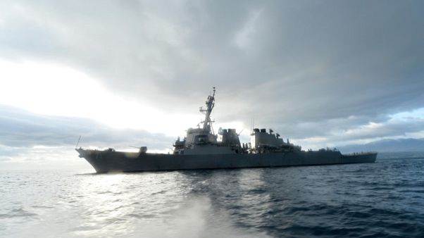 وكالات: روسيا تقول إنها ترى مؤشرات على استعداد أمريكا لشن ضربة محتملة على سوريا وكالات: روسيا تقول إنها ترى مؤشرات على استعداد أمريكا لشن ضربة محتملة على سوريا