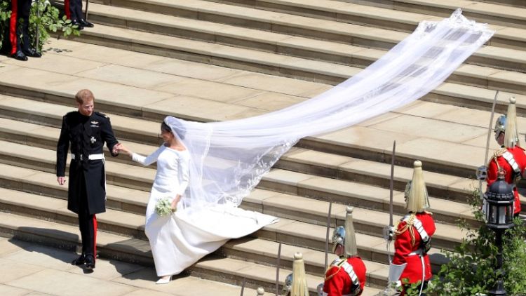 ثوب زفاف ميجان ماركل في معرض بقصر وندسور