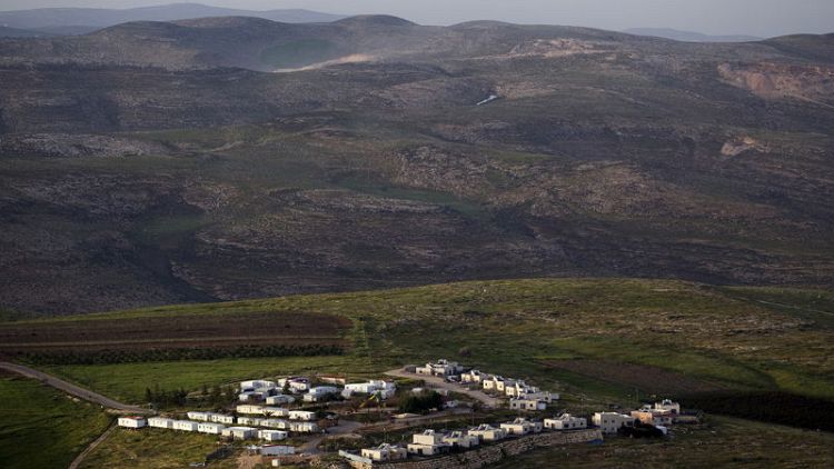 محكمة إسرائيلية تقر بقانونية مستوطنة غير مرخصة
