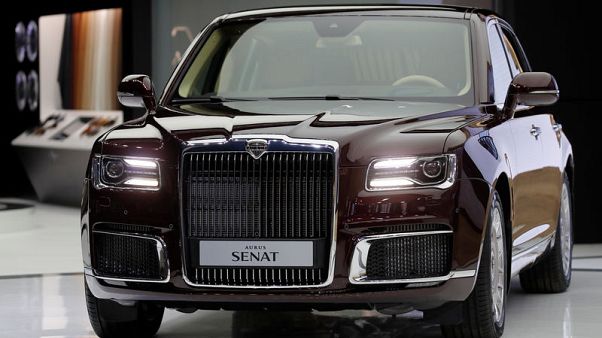Russia shows off new luxury sedan, Putin limousine Russia shows off new luxury sedan, Putin limousine