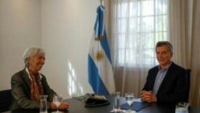 Argentine: le FMI va avancer ses versements pour soutenir le programme économique