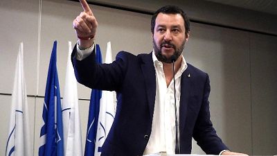 Salvini, 40mila respinti, Macron taccia