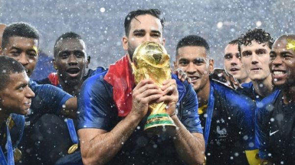 Deschamps: Rami était "dans l'euphorie" quand il a annoncé sa retraite internationale Deschamps: Rami était "dans l'euphorie" quand il a annoncé sa retraite internationale