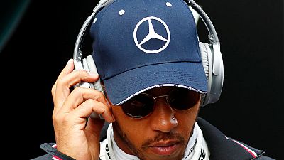 Hamilton leaves it late to arrive at Monza