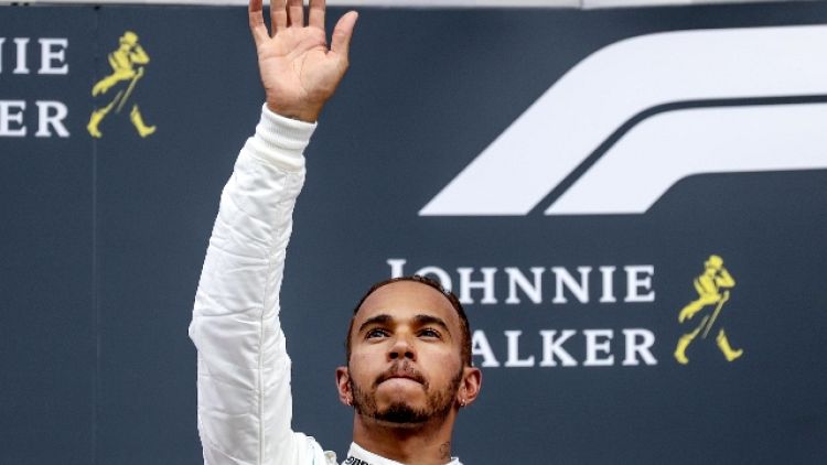 F1: Hamilton a Monza, bagno di folla