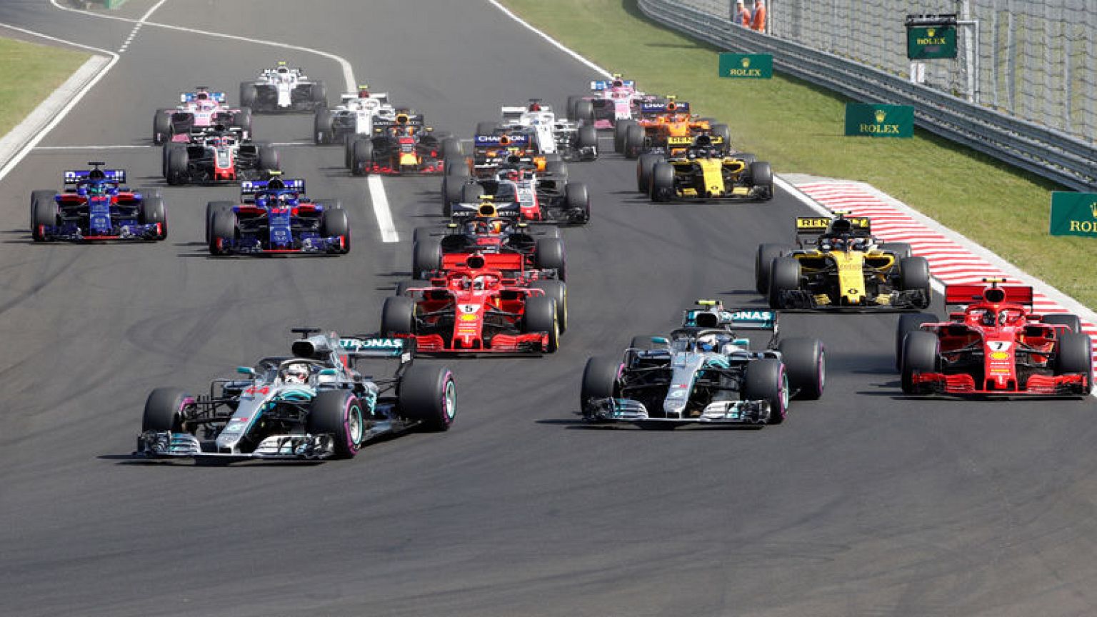 Vietnam gives green light to F1 race in Hanoi