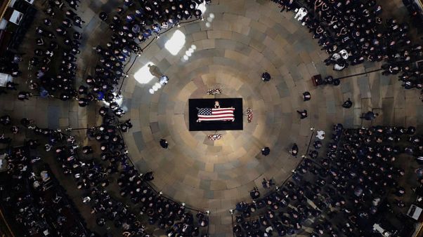 Washington lauds McCain as one of America's 'bravest souls,' Trump absent Washington lauds McCain as one of America's 'bravest souls,' Trump absent