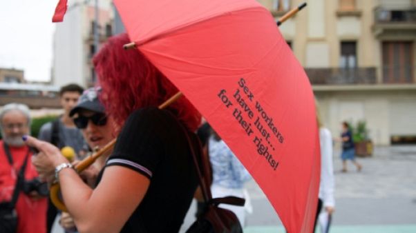 Espagne : les "travailleuses du sexe" défendent leur syndicat menacé par le gouvernement Espagne : les "travailleuses du sexe" défendent leur syndicat menacé par le gouvernement