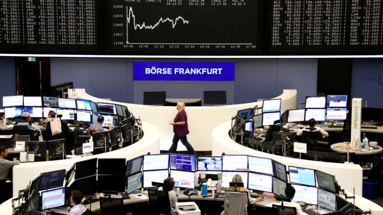 الأسهم الأوروبية تهبط مع تجدد المخاوف من حرب تجارية