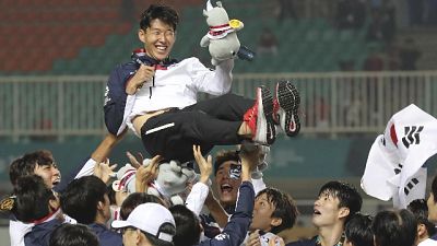 Giochi Asia:Corea oro calcio,Son no leva