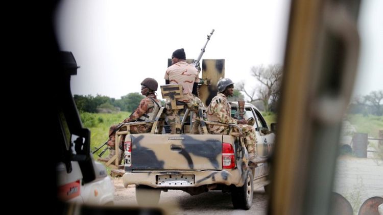 مصحح- مصادر: متشددون يقتلون نحو 30 جنديا في شمال شرق نيجيريا