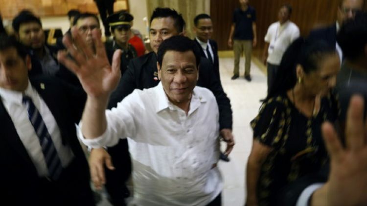 Duterte s'excuse pour avoir insulté Obama