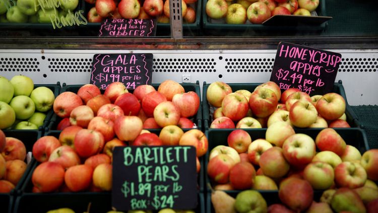 U.S. apple farmers afraid they will be hurt by U.S.-China trade battle