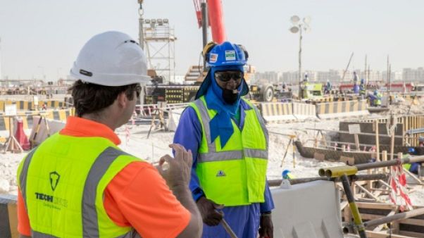 Le Qatar annule les autorisations de sortie pour la majorité des travailleurs immigrés Le Qatar annule les autorisations de sortie pour la majorité des travailleurs immigrés