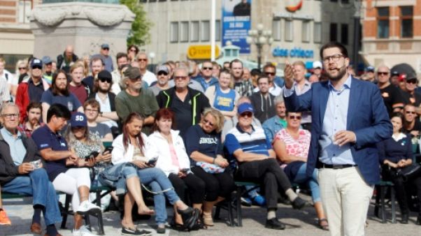 L'extrême droite en Suède, entre dégagisme et "nationalisme ethnique" L'extrême droite en Suède, entre dégagisme et "nationalisme ethnique"