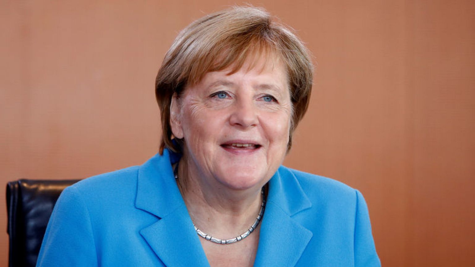 Merkel's CSU allies urges ECB to end low-interest rate policy