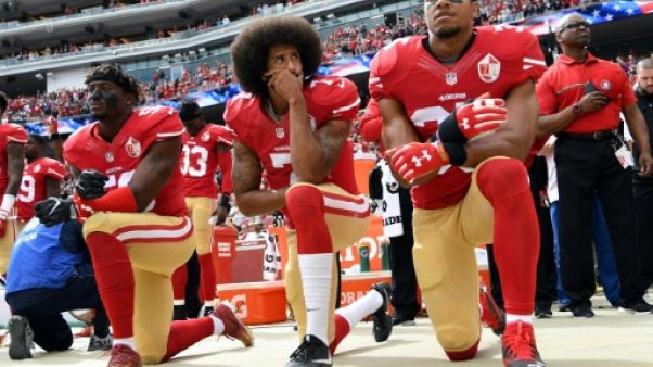 La NFL sans défense face à l'embarrassante question de l'hymne La NFL sans défense face à l'embarrassante question de l'hymne