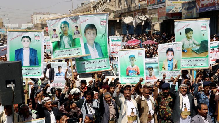 Thousands in Yemen's Saada protest over air strikes that killed children
