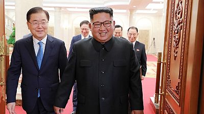 زعيم كوريا الشمالية يحدد إطارا زمنيا لنزع السلاح النووي لبلاده