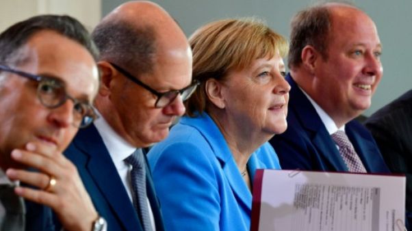 Le gouvernement Merkel tangue à nouveau à propos des migrants Le gouvernement Merkel tangue à nouveau à propos des migrants