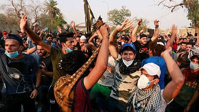السلطات العراقية تفرض حظر تجول في البصرة لمواجهة الاحتجاجات