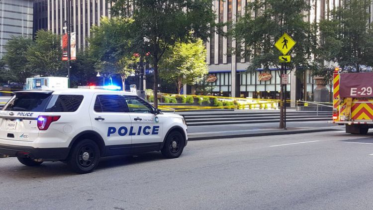Gunman slays three at Cincinnati bank before police kill him