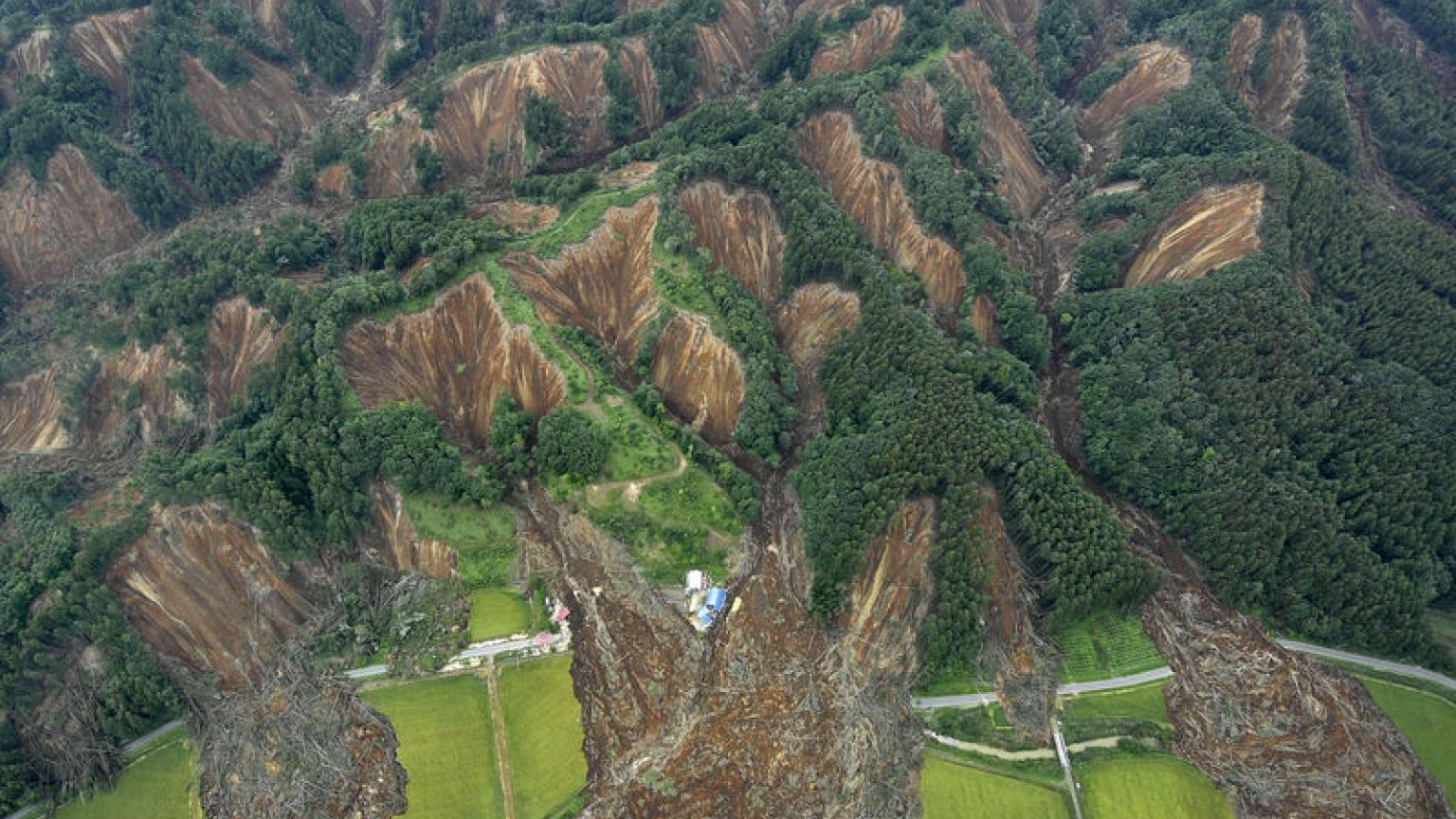 Power returning to Hokkaido, but quake exposes flaws of Japan grid