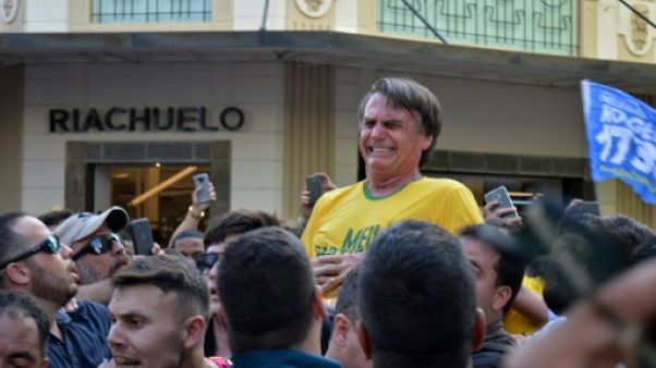 Brésil: l'attentat contre Bolsonaro pourrait l'aider dans les urnes Brésil: l'attentat contre Bolsonaro pourrait l'aider dans les urnes