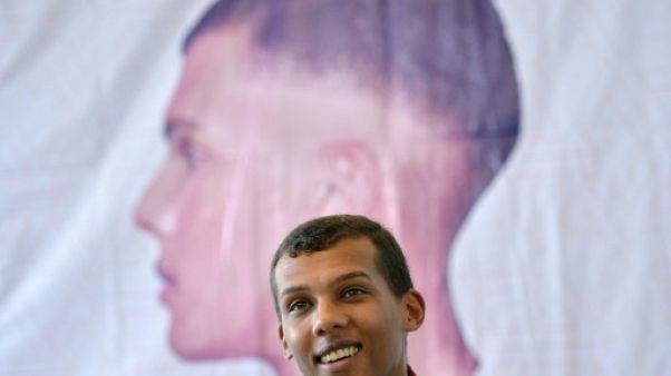 Droit d'auteur: la France et 200 personnalités soutiennent la réforme face aux GAFA Droit d'auteur: la France et 200 personnalités soutiennent la réforme face aux GAFA