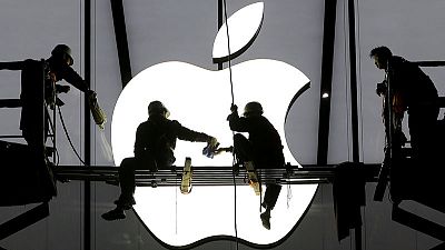Apple supplier shares slide after Trump tells tech giant to make products in U.S. Apple supplier shares slide after Trump tells tech giant to make products in U.S.