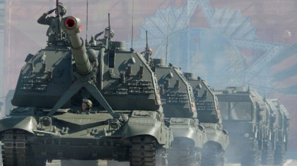 Une parade militaire à Saint-Petersbourg, en Russie, le 9 mai 2018 Une parade militaire à Saint-Petersbourg, en Russie, le 9 mai 2018
