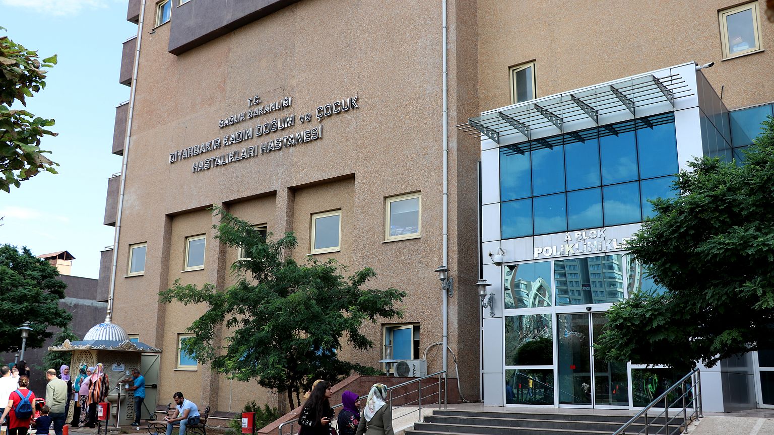 Beyin ölümü gerçekleşen 3.5 aylık bebek 2 kişiye hayat verdi
