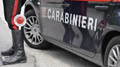 Colpi d'arma da fuoco in strada a Milano
