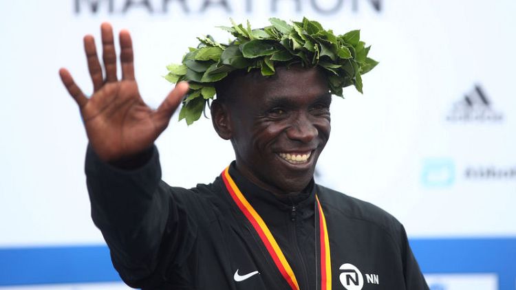 Kenya's Kipchoge eyes marathon world record in Berlin on Sunday