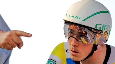 Vuelta: 16/a tappa, Dennis vince crono