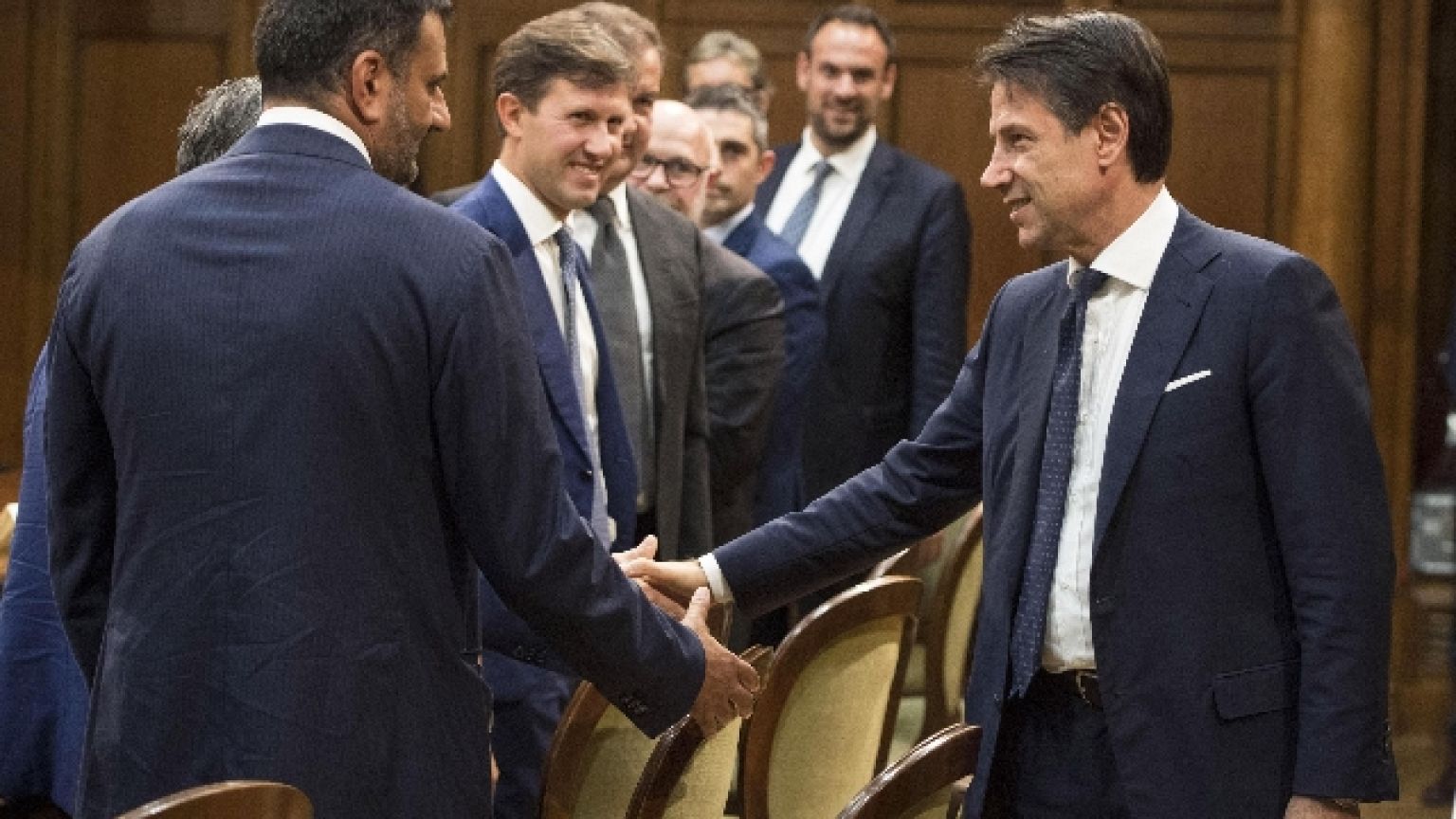 Migranti, Conte: "Stop ad accoglienza indiscriminata"